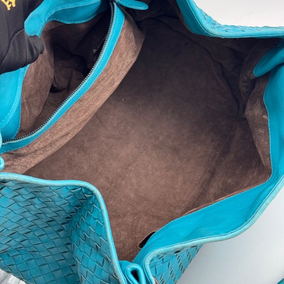 Bottega Veneta Parachute Blue Hand Bag - Picture 6 of 16